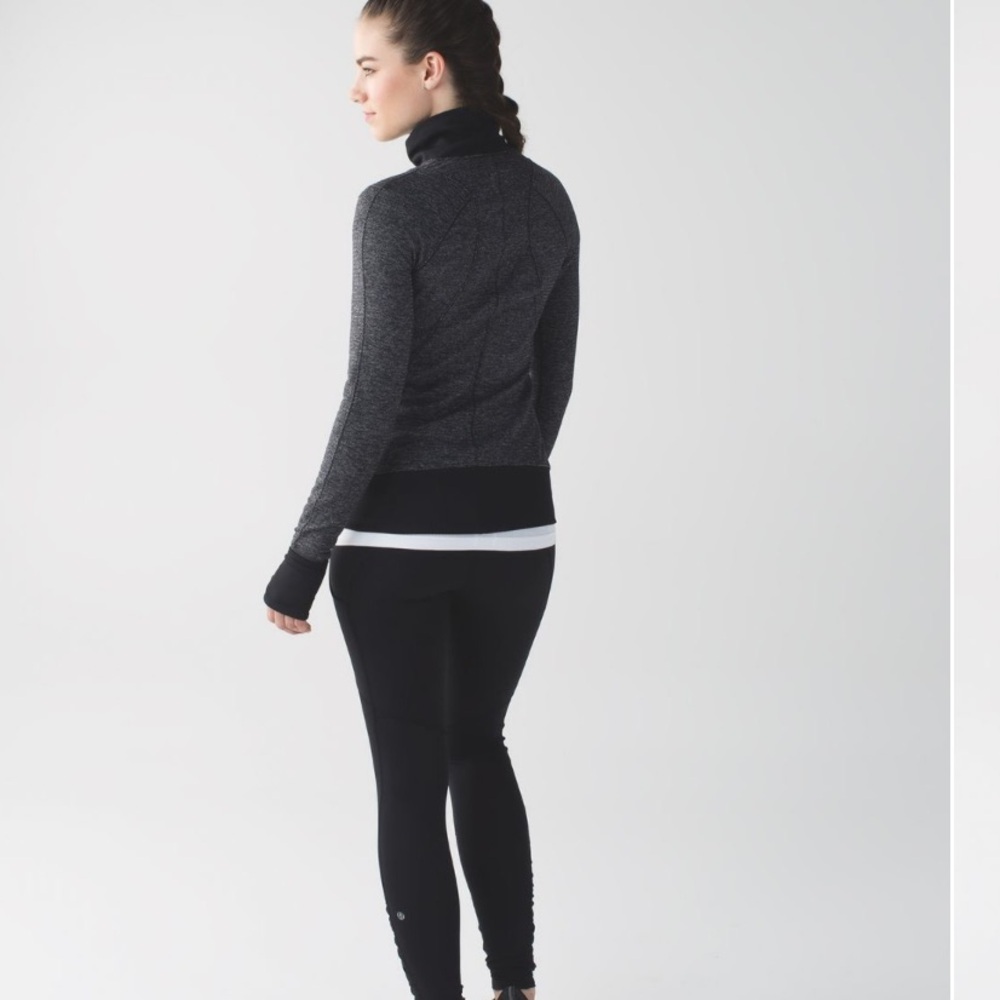 Lululemon Runderful Pullover Zip Front Sweatshirt. Size 4 - Picture 4 of 7